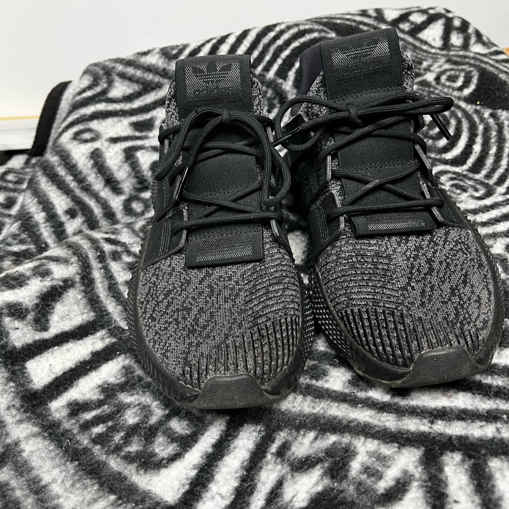 Adidas Prophere J Men's/Boys Charcoal and Black Sneakers